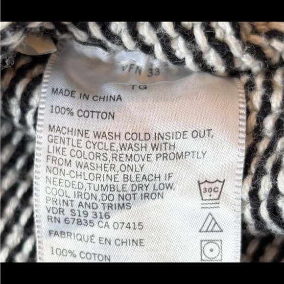 VINTAGE Nautica 100% Cotton Black and White Knit Patterned Turtleneck Sweater - Picture 3 of 11